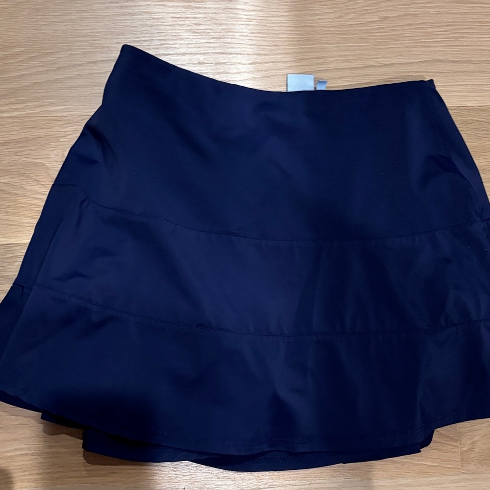 Hill house home pool skirt. Navy. Small. Good used condition